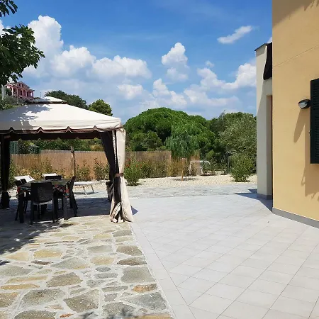 Case Del Sole - App. Dalia شقة *