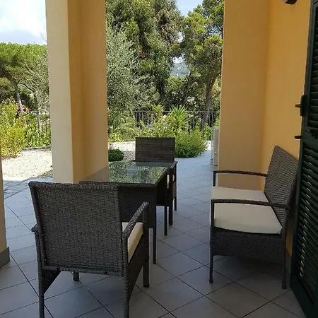 Case Del Sole - App. Dalia شقة *